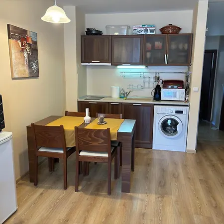 아파트 Life -view One Bedroom 반스코